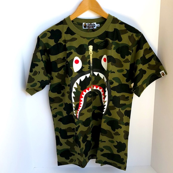 NWT BAPE 1st Camo Shark Tee Green/Camo M - Picture 5 of 11